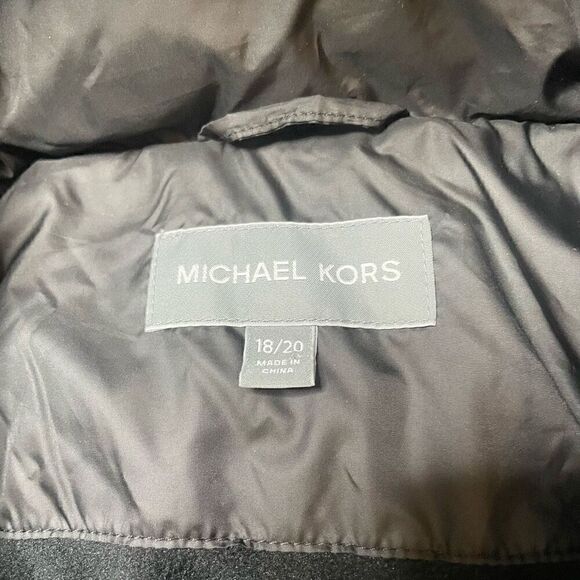 Michael Kors Puffy Coat Jacket Army Green Teen Boys Size 18/20 - Picture 2 of 8